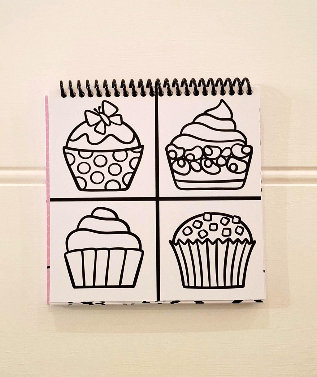 Colour Me In #Cupcakes