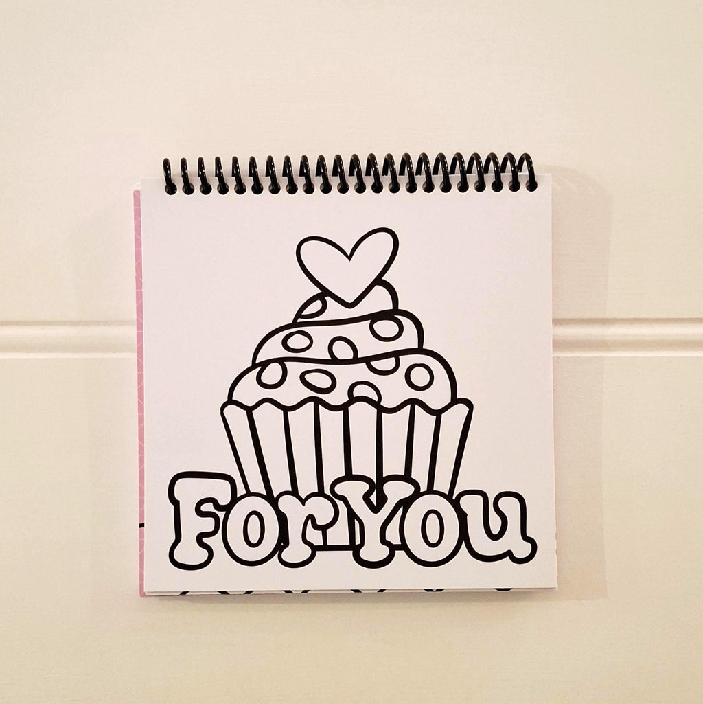 Colour Me In #Cupcakes